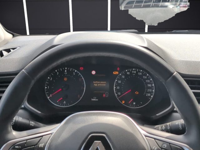 RENAULT Captur usata, con USB
