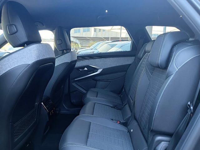 PEUGEOT 5008 usata, con Vetri oscurati