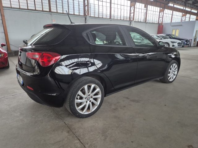 ALFA ROMEO Giulietta usata, con Autoradio
