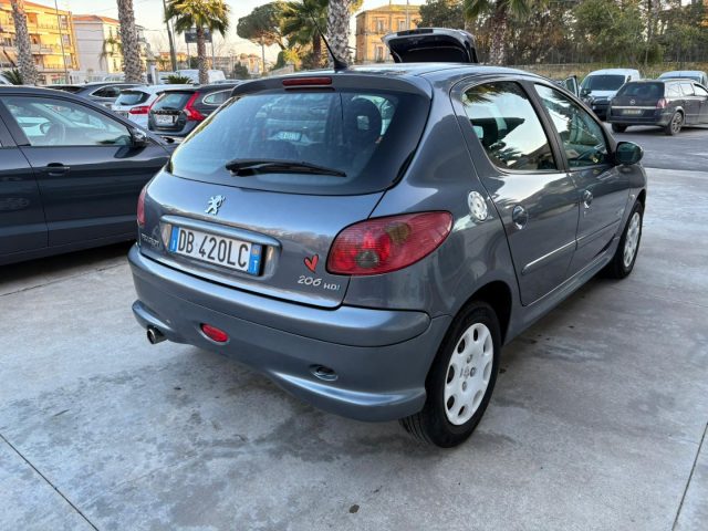 PEUGEOT 206 usata, con Alzacristalli elettrici