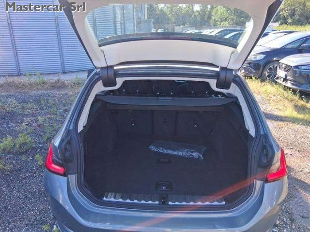 BMW 320 usata, con Sedile posteriore sdoppiato
