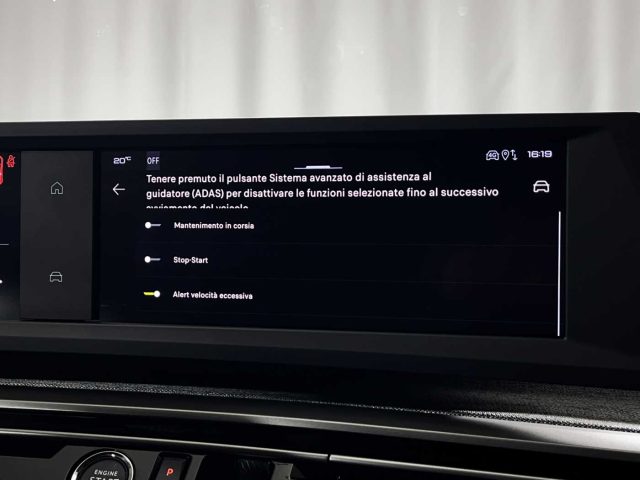 PEUGEOT 5008 usata, con Sensore di luce