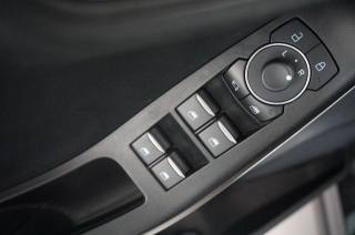 FORD Puma usata, con USB