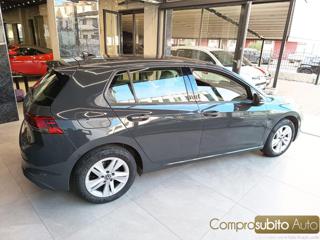 VOLKSWAGEN Golf usata, con Autoradio