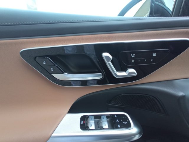 MERCEDES-BENZ E 220 usata, con Cruise Control