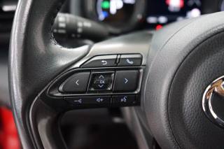 TOYOTA Yaris usata, con Frenata d