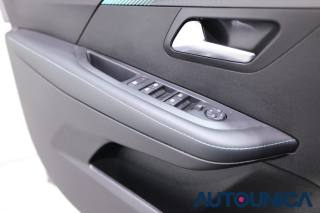 PEUGEOT 208 usata, con Sensori di parcheggio posteriori