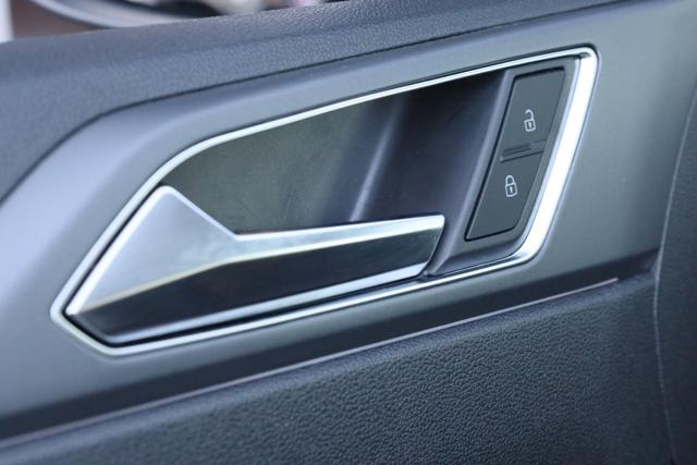 VOLKSWAGEN Taigo usata, con Tettuccio apribile