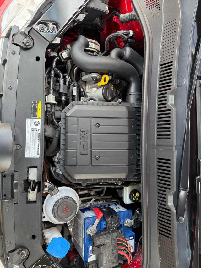 VOLKSWAGEN up! usata, con Frenata d