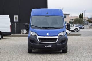 PEUGEOT Boxer usata, con Airbag