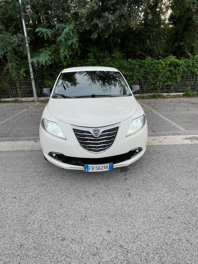 LANCIA Ypsilon usata, con Airbag Passeggero