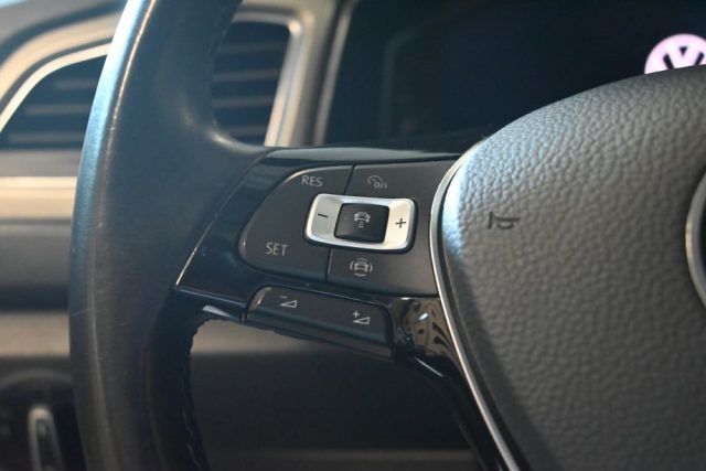 VOLKSWAGEN T-Roc usata 36