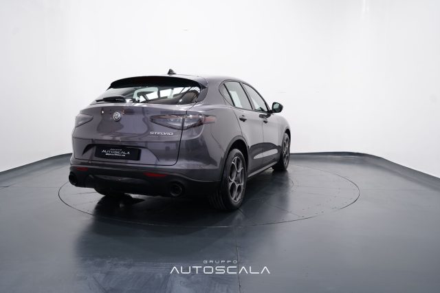 ALFA ROMEO Stelvio usata, con Autoradio