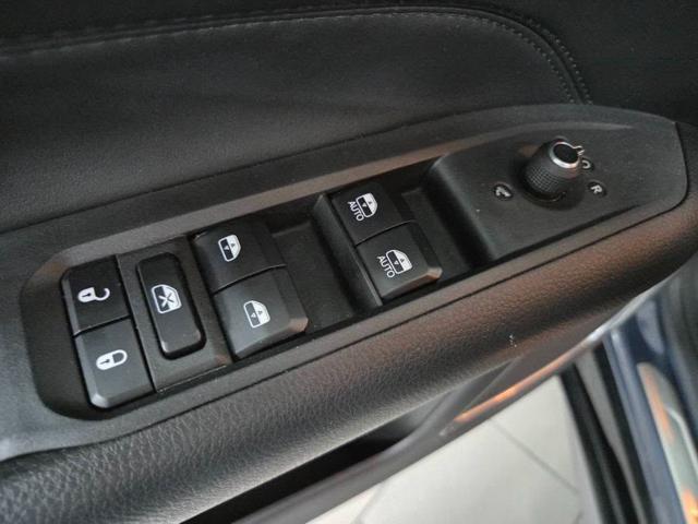 JEEP Compass usata, con Fari Xenon