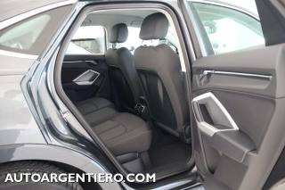 AUDI Q3 usata, con Sensori di parcheggio anteriori