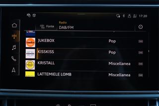 AUDI Q7 usata, con Sensori di parcheggio anteriori