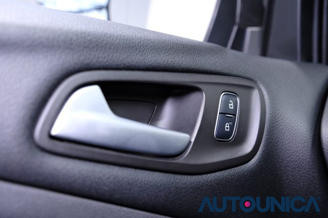 FORD Kuga usata, con Climatizzatore automatico, 2 zone