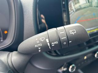 TOYOTA Aygo X usata, con USB