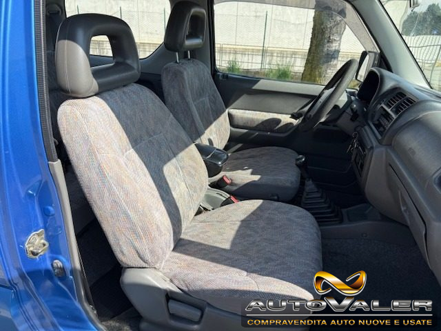 SUZUKI Jimny usata, con Sedile posteriore sdoppiato