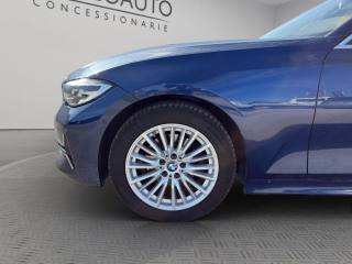 BMW 320 usata, con Bluetooth