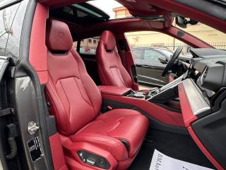 LAMBORGHINI Urus usata, con Autoradio