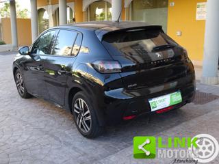 PEUGEOT 208 usata, con Autoradio