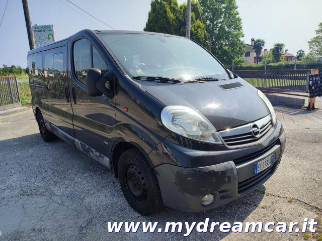 OPEL Vivaro usata, con Autoradio