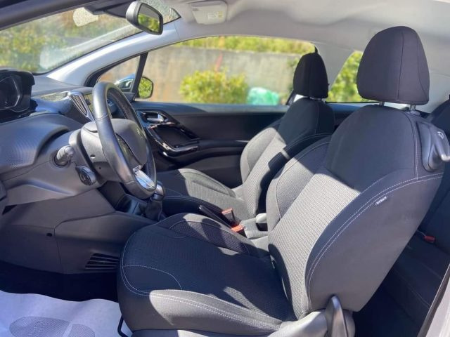 PEUGEOT 208 usata, con Controllo trazione