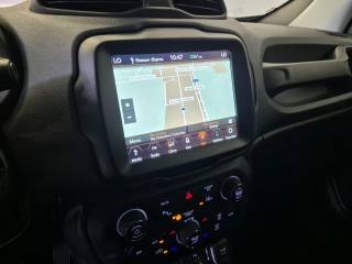 JEEP Renegade usata, con USB