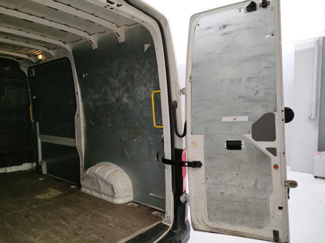 VOLKSWAGEN Crafter usata 64