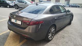 ALFA ROMEO Giulia usata, con Climatizzatore