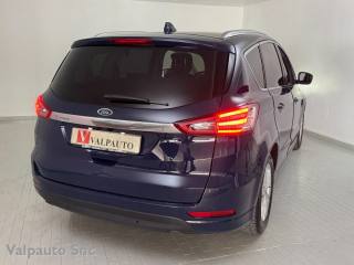 FORD S-Max usata, con Leve al volante