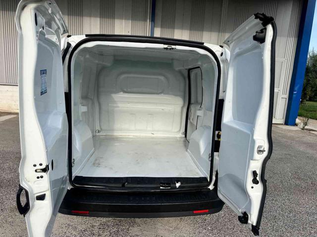 FIAT Doblo usata, con Autoradio digitale