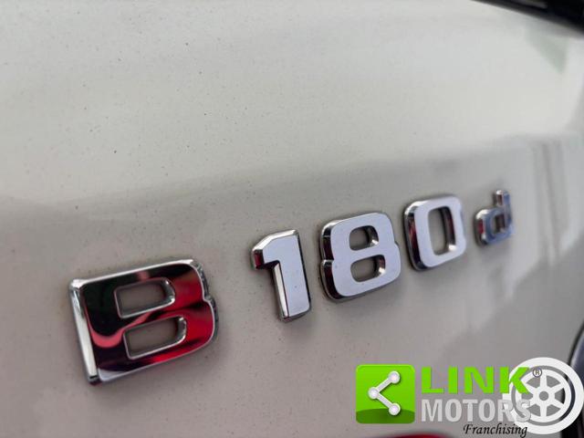 MERCEDES-BENZ B 180 usata, con Vivavoce