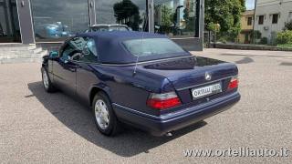 MERCEDES-BENZ E 200 usata, con Immobilizzatore elettronico