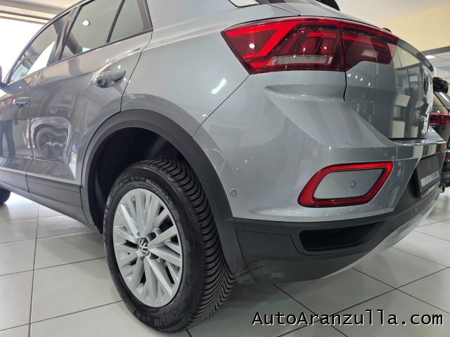VOLKSWAGEN T-Roc usata, con Autoradio digitale