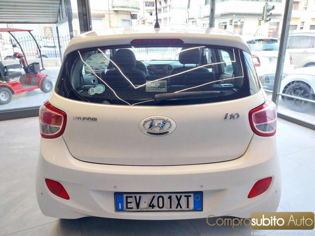 HYUNDAI i10 usata 31