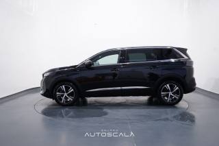 PEUGEOT 5008 usata, con Airbag laterali