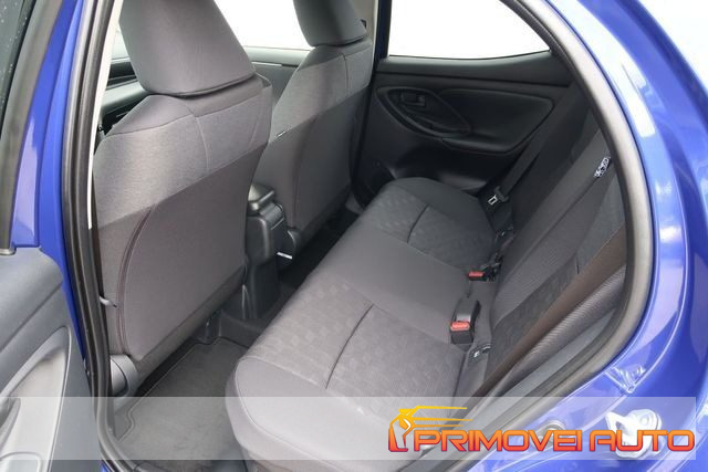 TOYOTA Yaris usata, con Autoradio