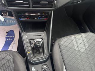 VOLKSWAGEN Taigo usata, con Controllo automatico clima