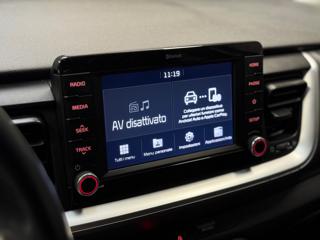 KIA Stonic usata, con Sistema di navigazione