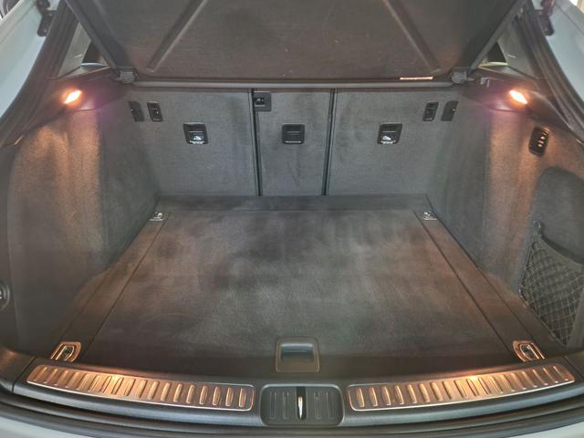 PORSCHE Macan usata, con Volante in pelle