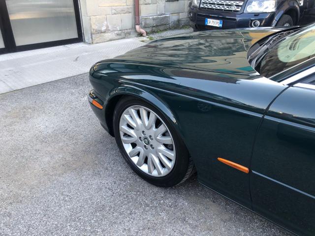 JAGUAR XJ8 usata 21