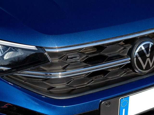 VOLKSWAGEN Taigo usata, con Bracciolo