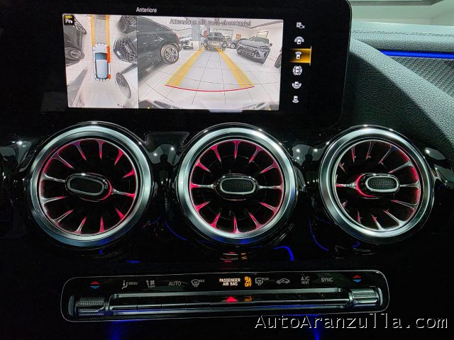 MERCEDES-BENZ GLA 200 usata, con Sedili riscaldati
