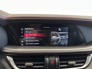 ALFA ROMEO Stelvio usata, con Sensore di luce