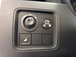 DACIA Duster usata, con USB