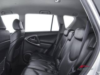 TOYOTA Other usata 8