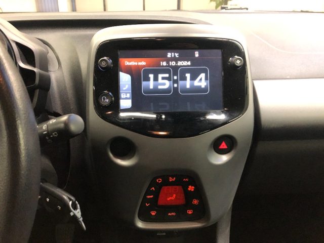 TOYOTA Aygo usata, con Airbag testa