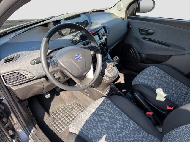 LANCIA Ypsilon usata 8